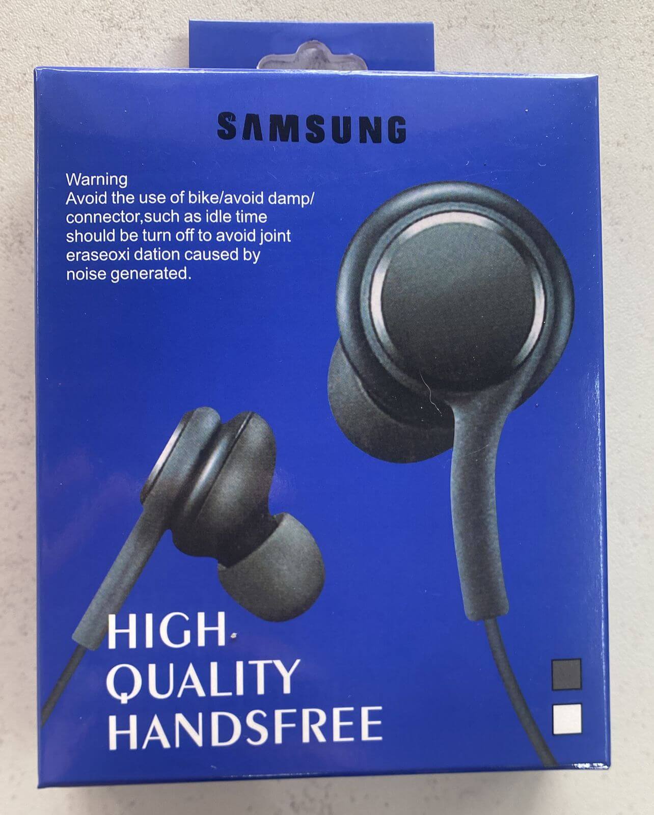 Fone de ouvido com fio Samsung